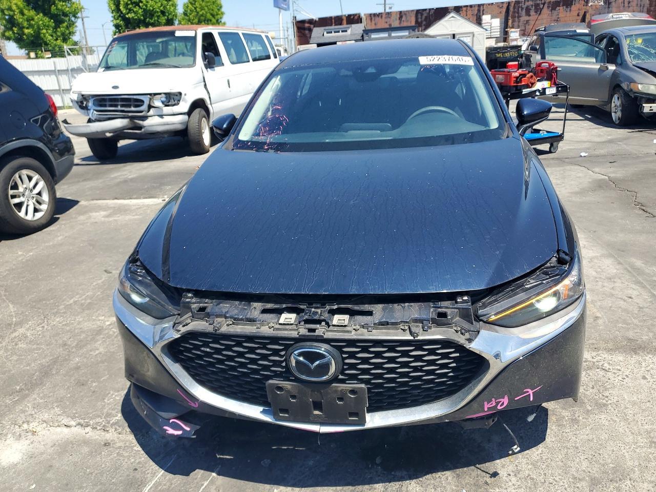 2021 MAZDA 3