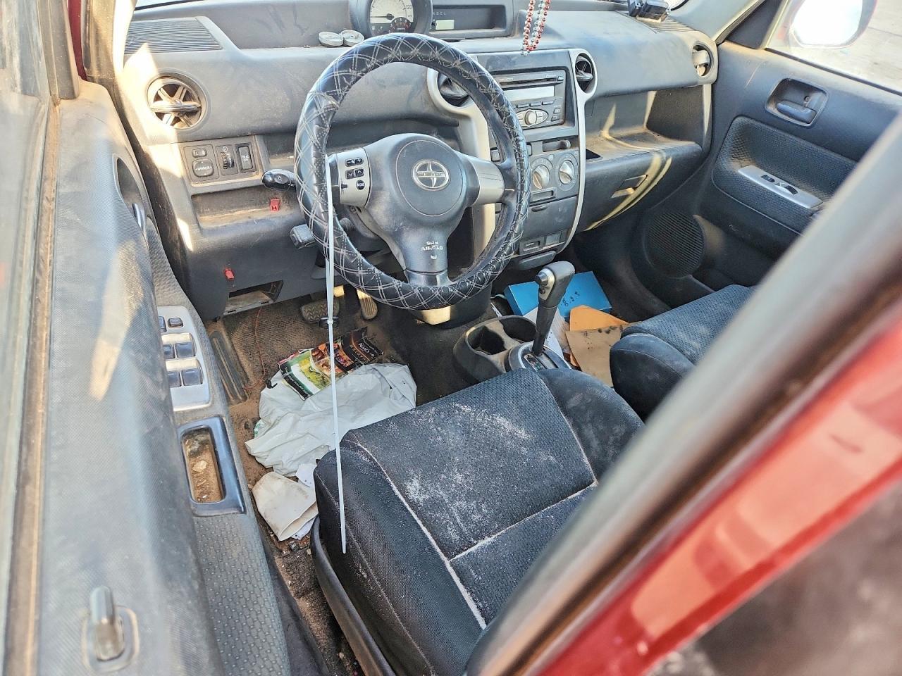 2006 TOYOTA SCION