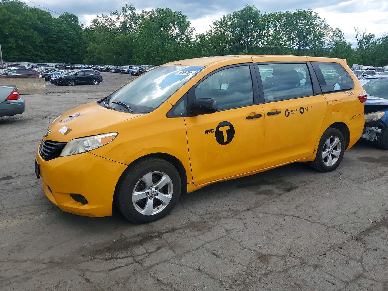 2017 TOYOTA SIENNA