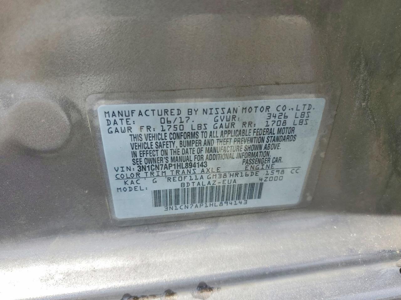 2017 NISSAN VERSA