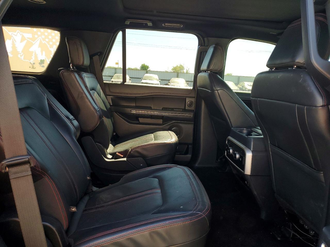 2022 FORD Expedition