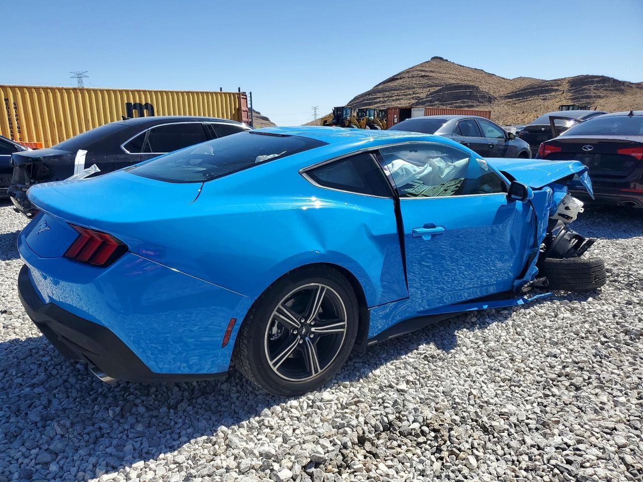 2025 FORD MUSTANG