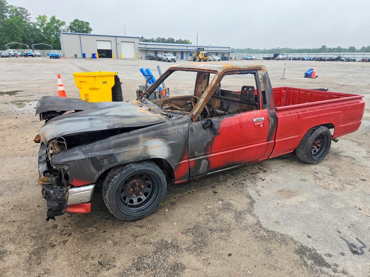 1987 TOYOTA Pickup