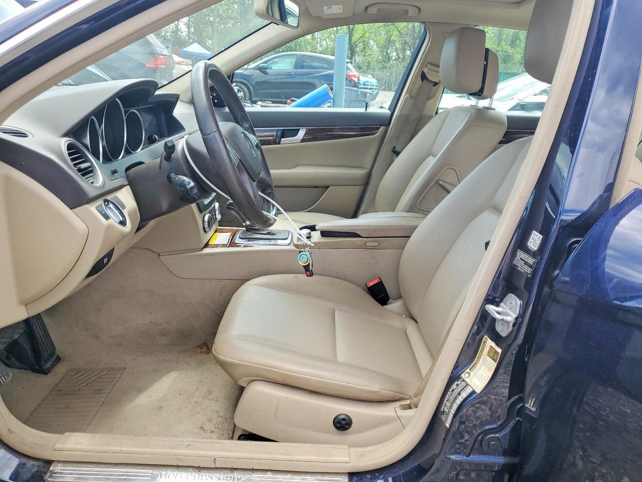 2012 MERCEDES-BENZ C-CLASS