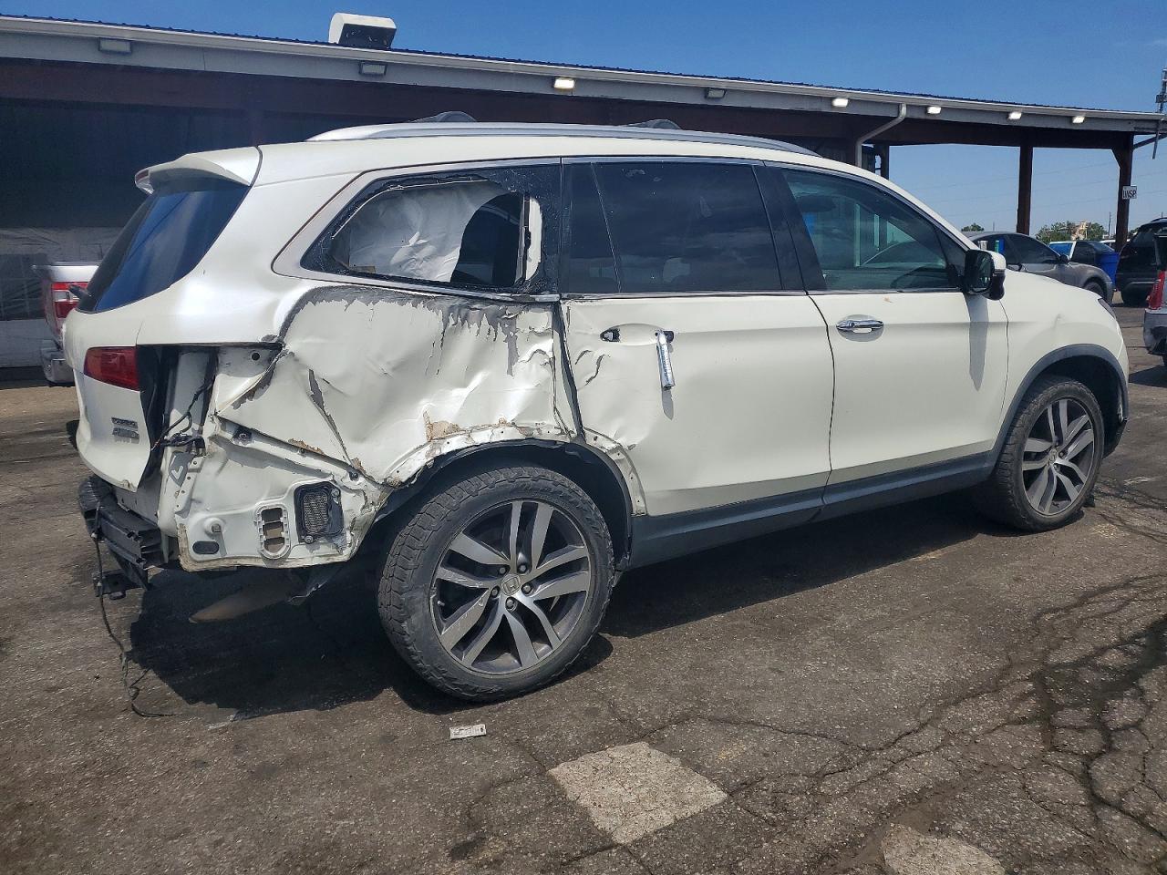 2017 HONDA PILOT