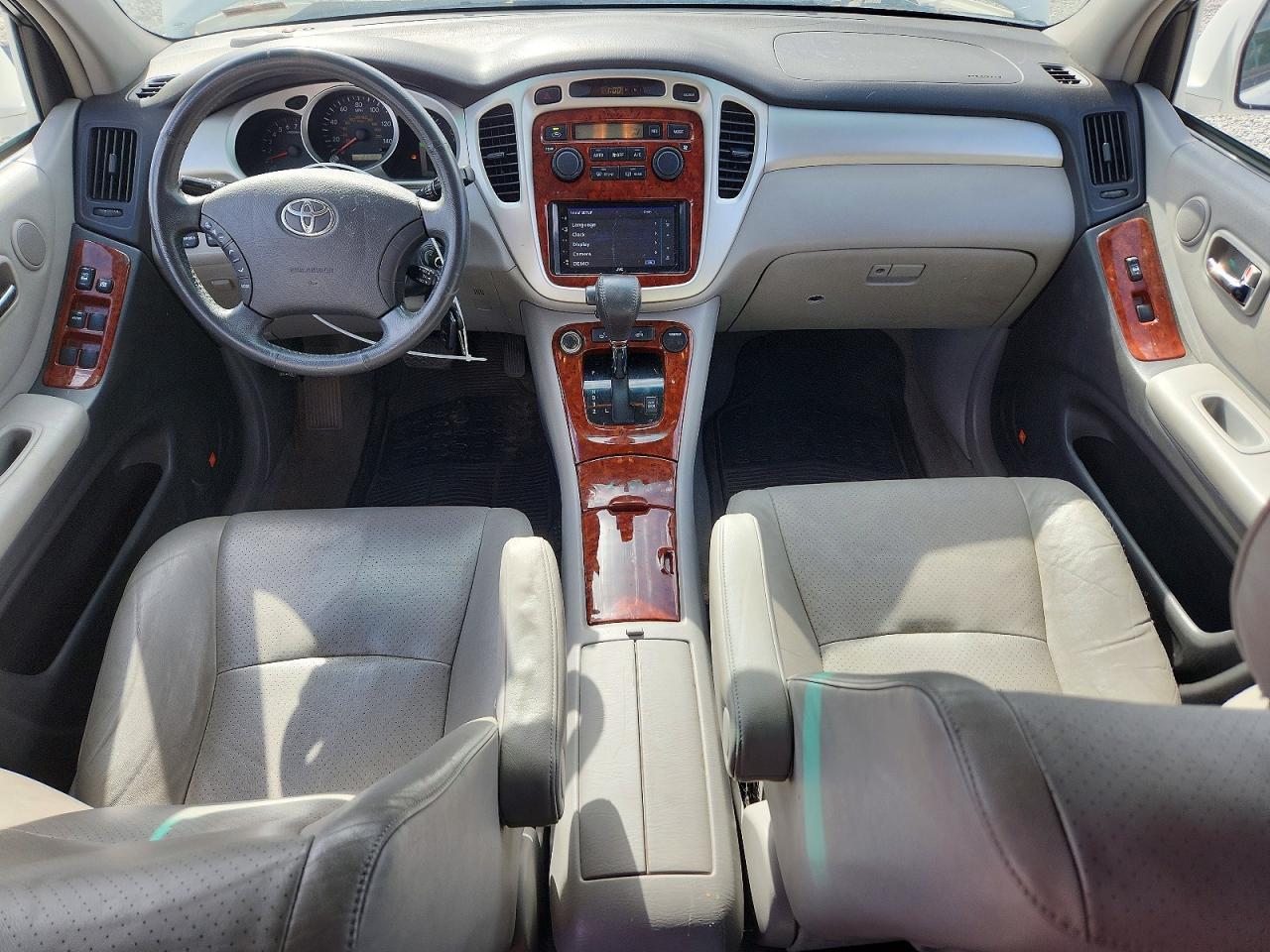 2006 TOYOTA HIGHLANDER