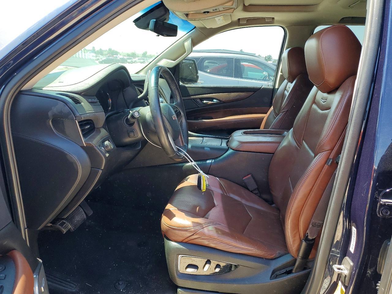 2017 CADILLAC ESCALADE