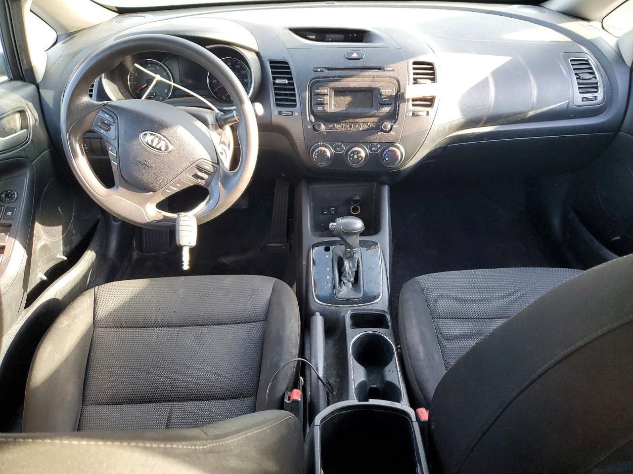 2017 KIA FORTE