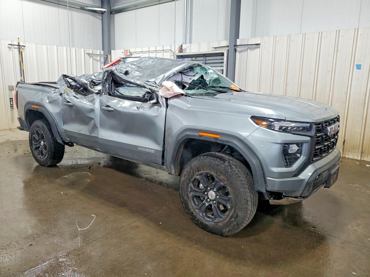 2024 GMC CANYON