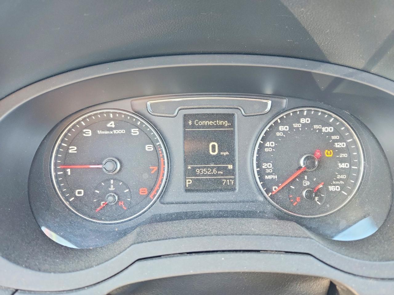 2016 AUDI Q3