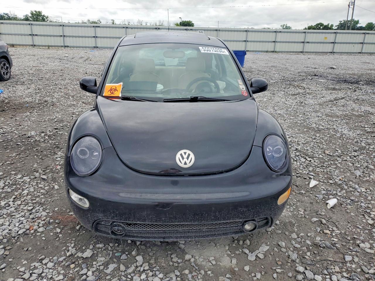 2002 VOLKSWAGEN Beetle
