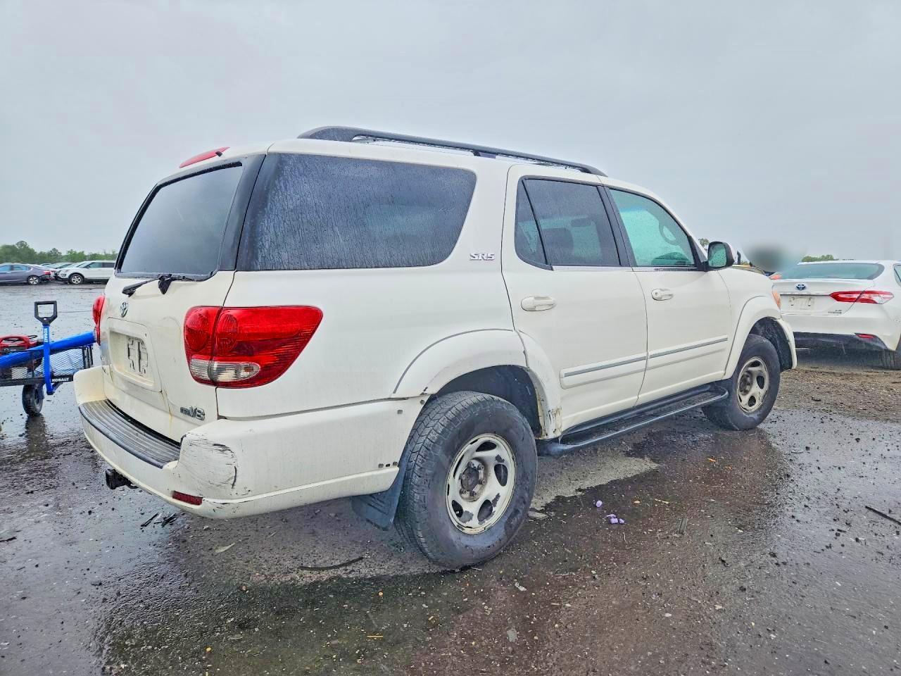 2005 TOYOTA Sequoia
