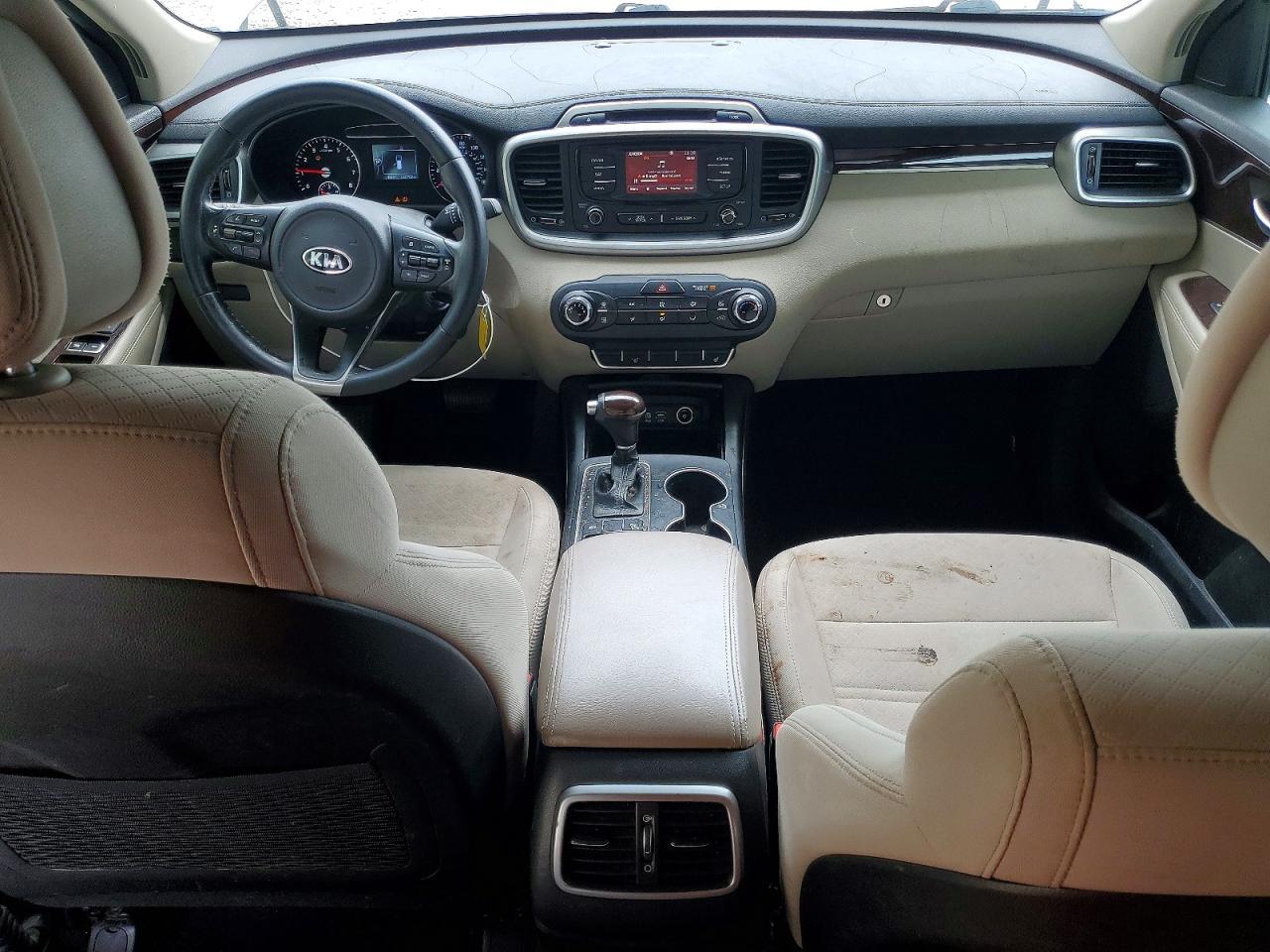 2016 KIA SORENTO