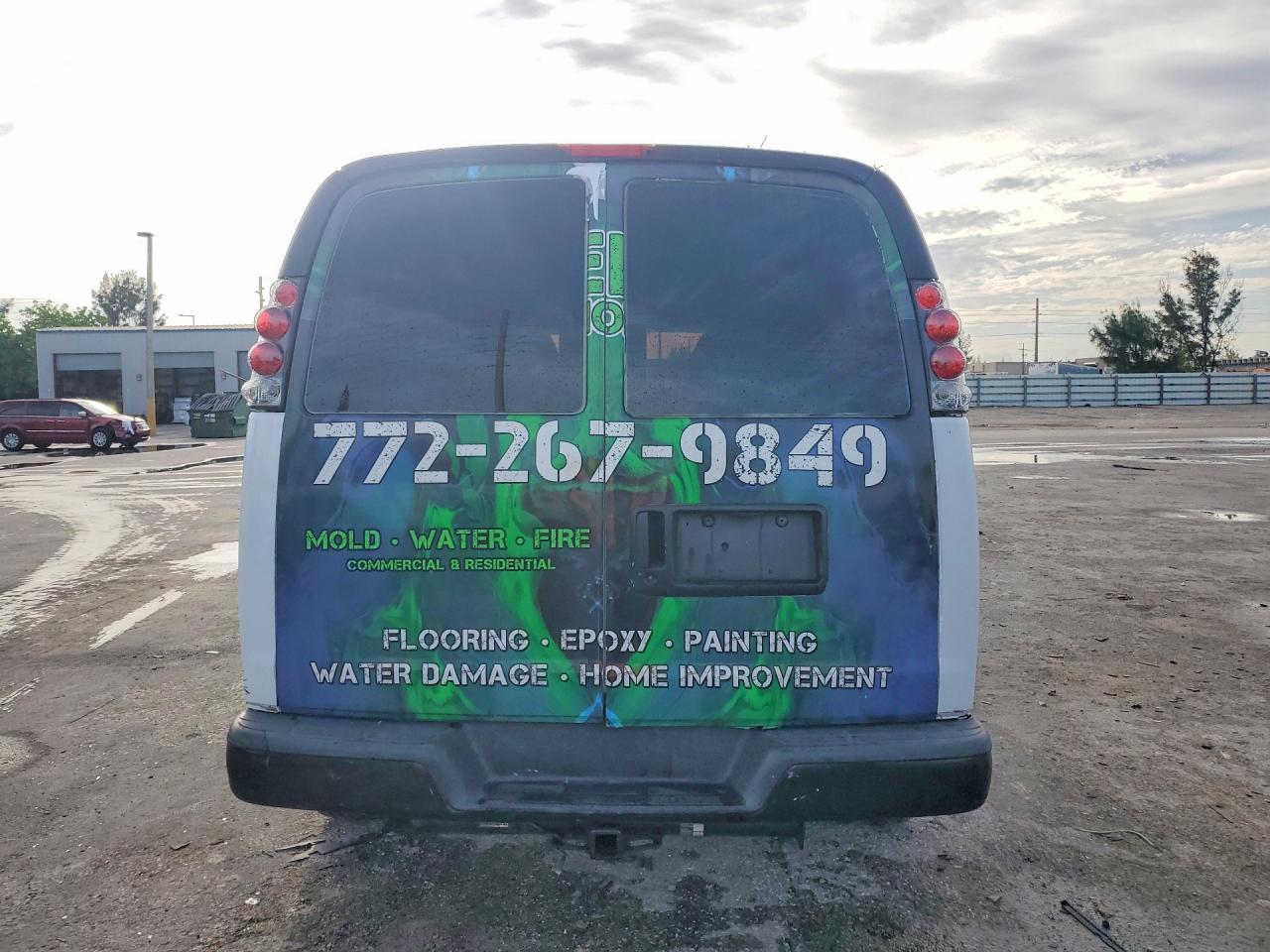 2014 CHEVROLET Express 1500
