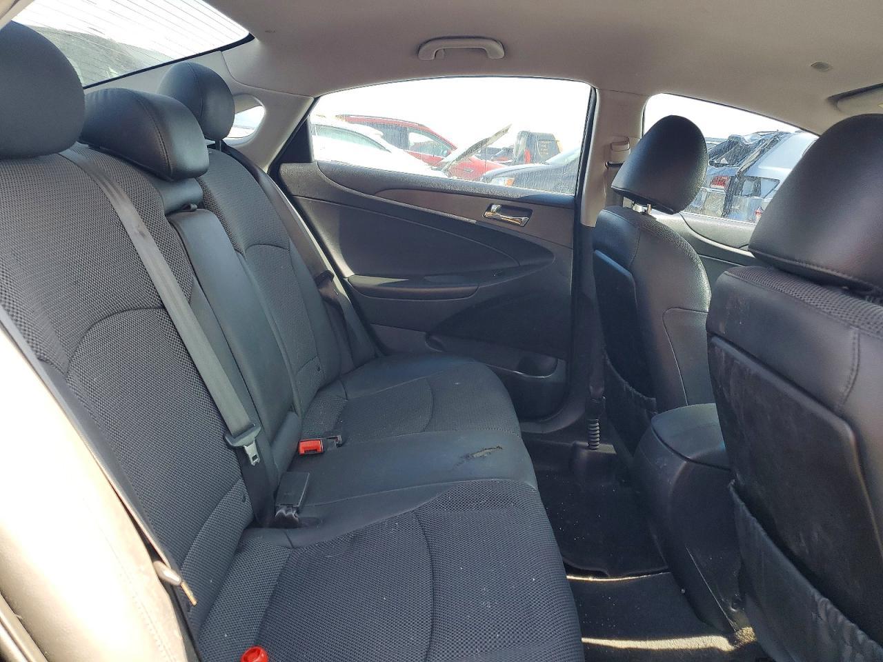 2012 HYUNDAI SONATA