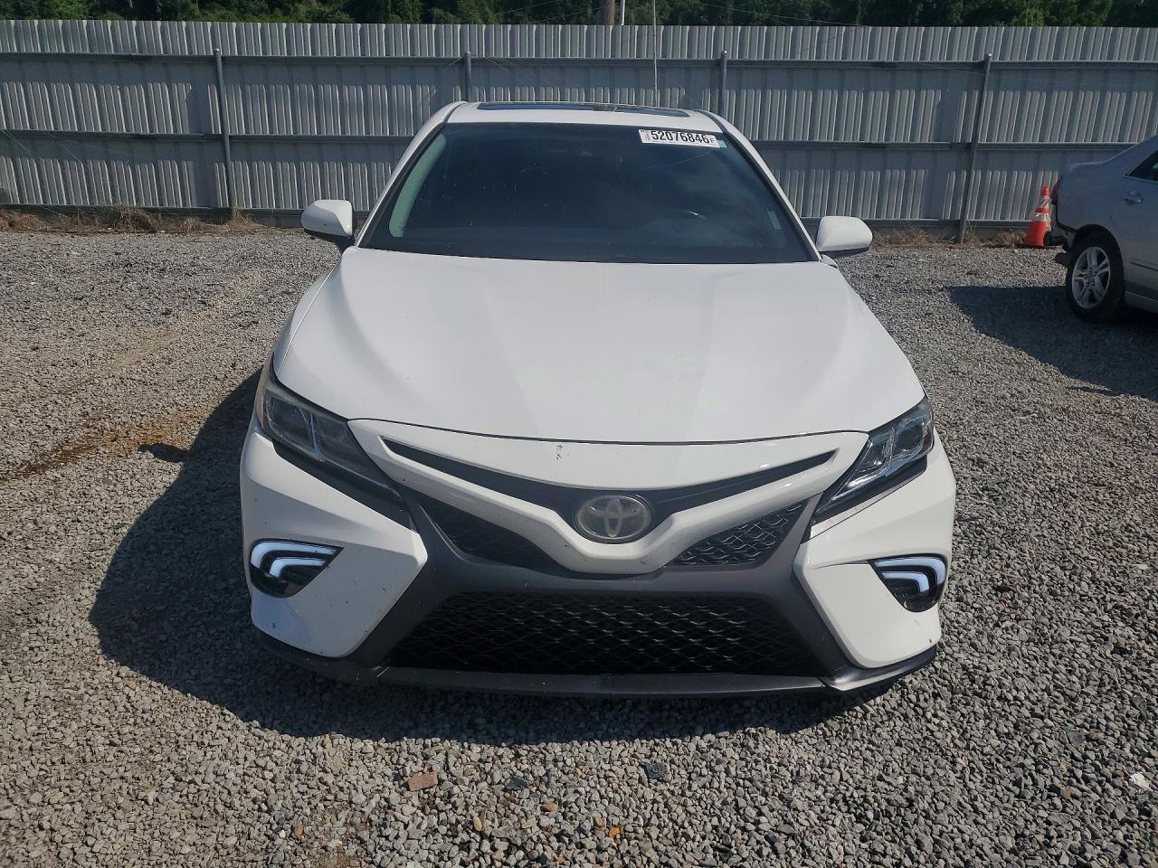 2018 TOYOTA CAMRY