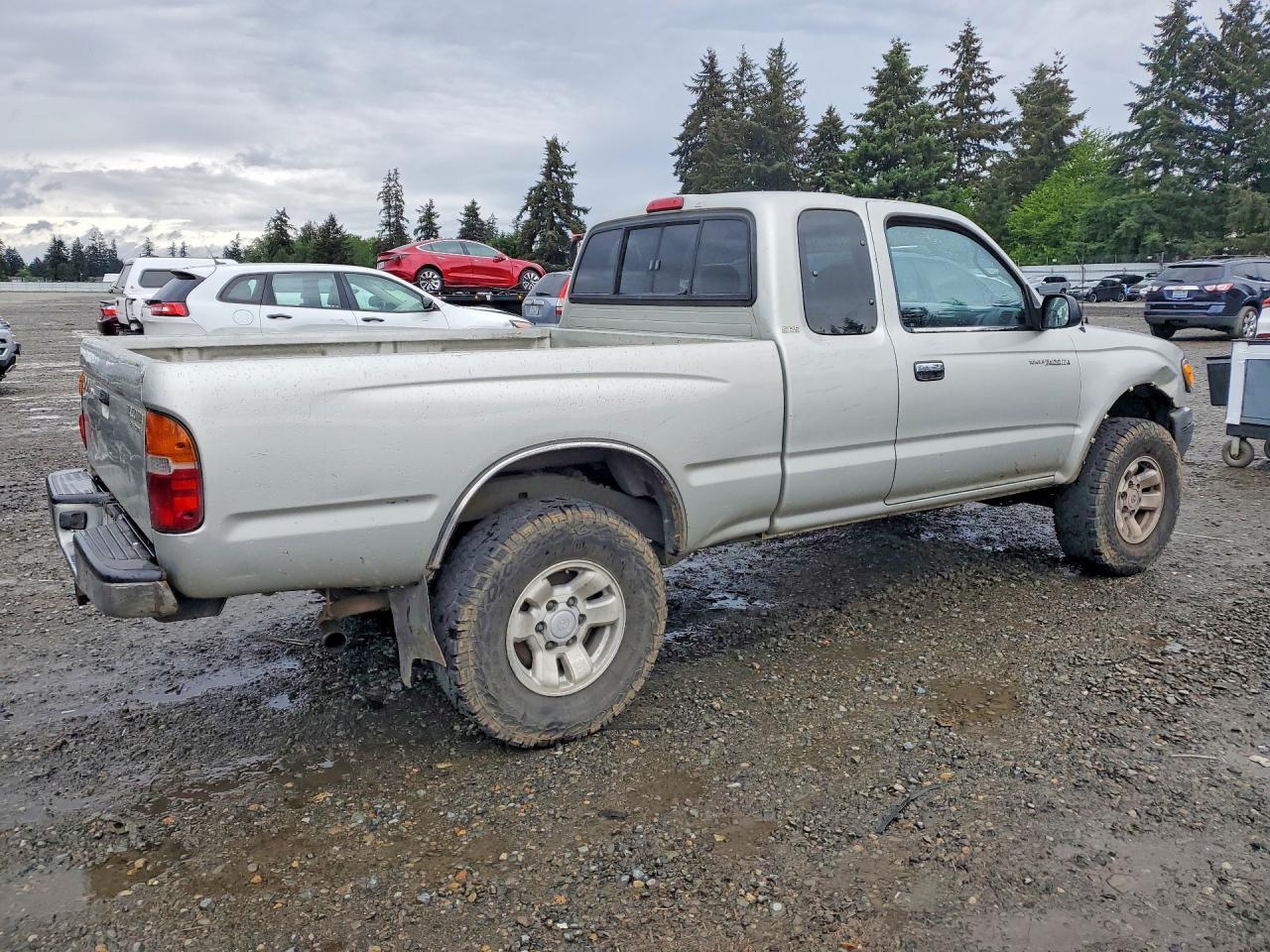 2000 TOYOTA TACOMA