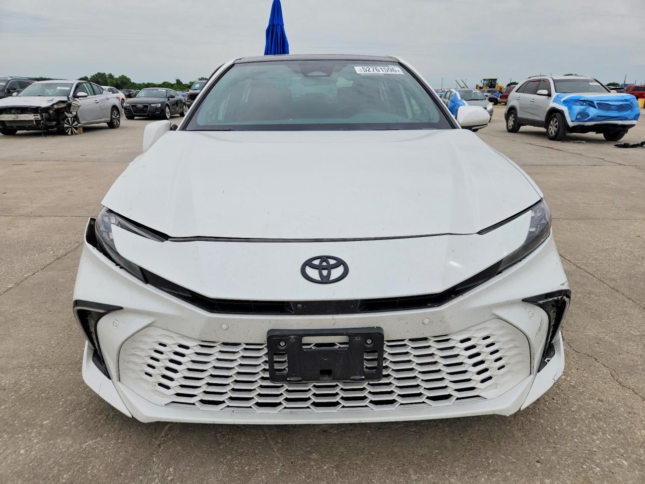 2025 TOYOTA CAMRY