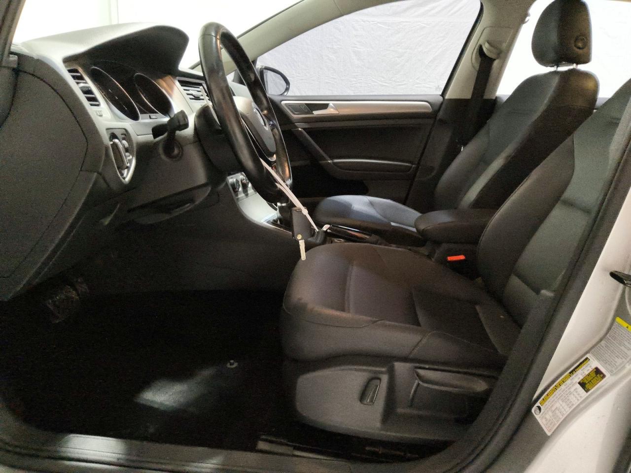 2015 VOLKSWAGEN GOLF