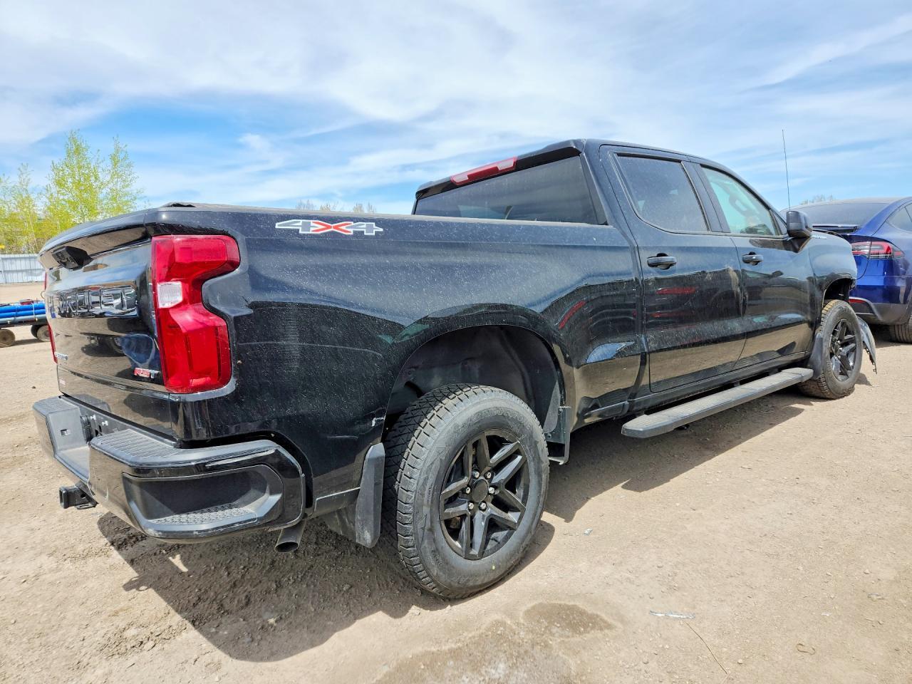 2025 CHEVROLET Silverado
