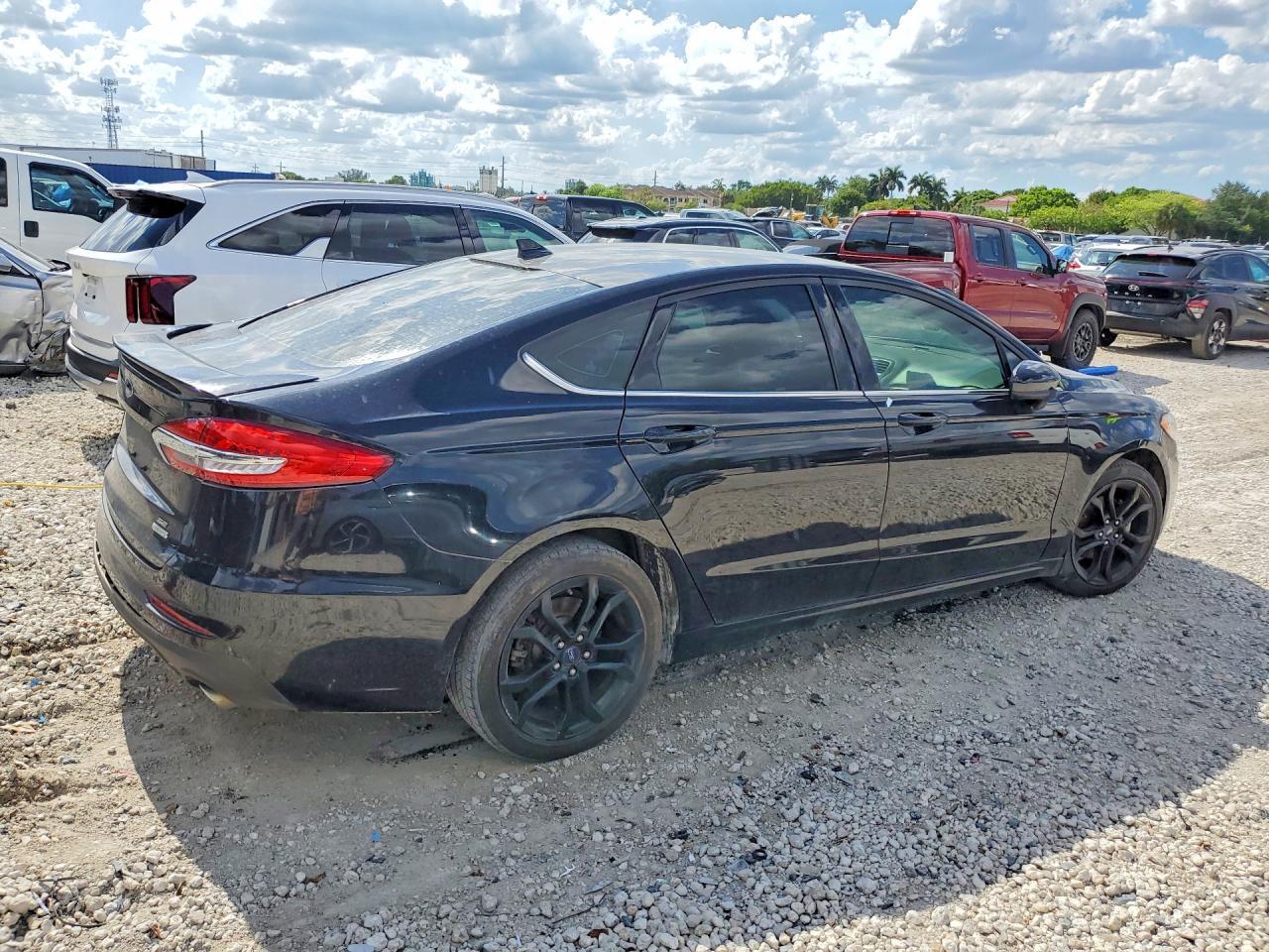 2020 FORD FUSION