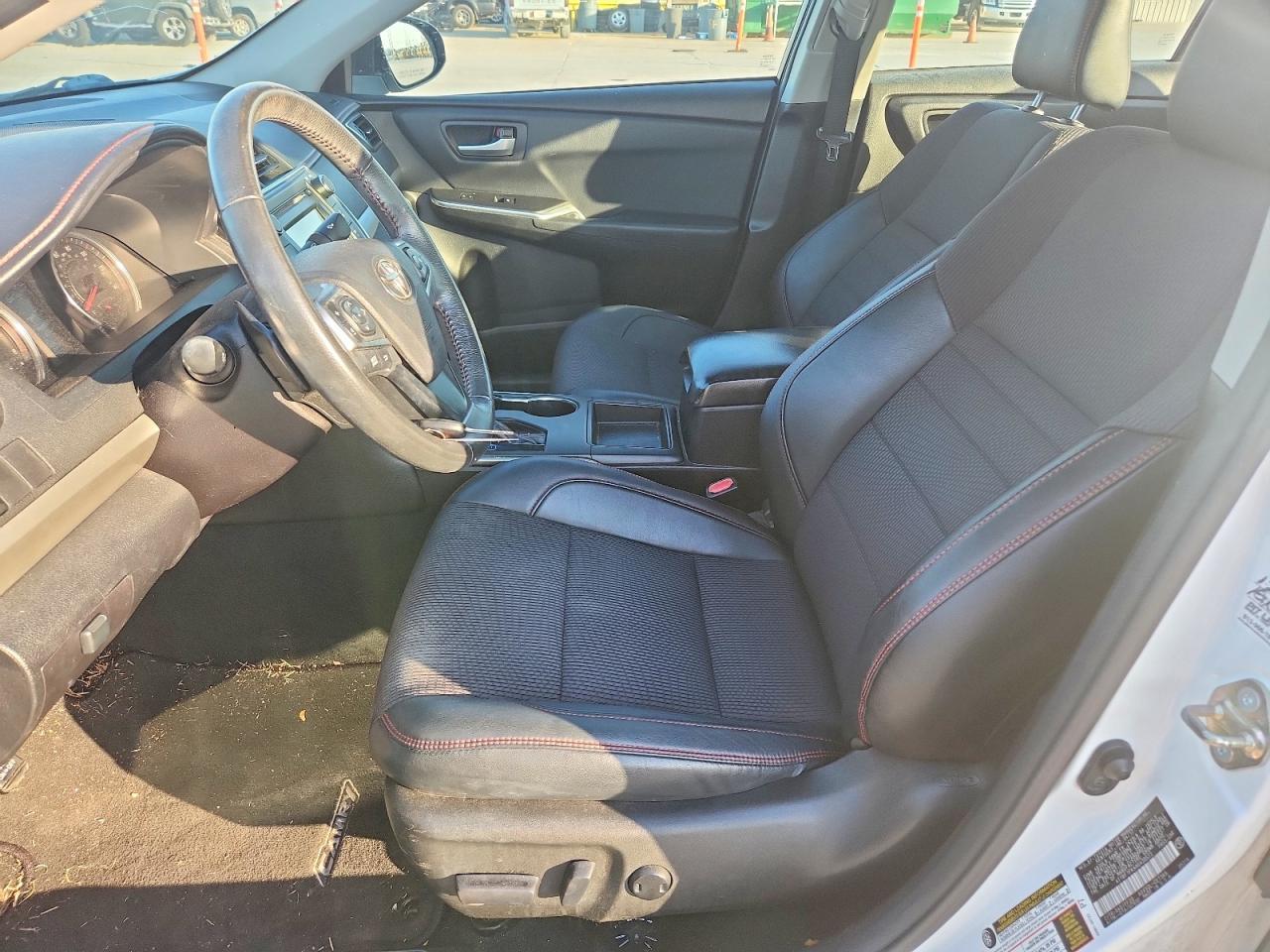 2017 TOYOTA CAMRY