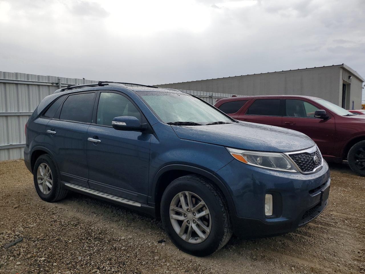 2015 KIA SORENTO