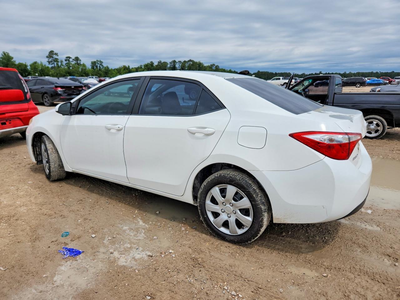 2015 TOYOTA COROLLA