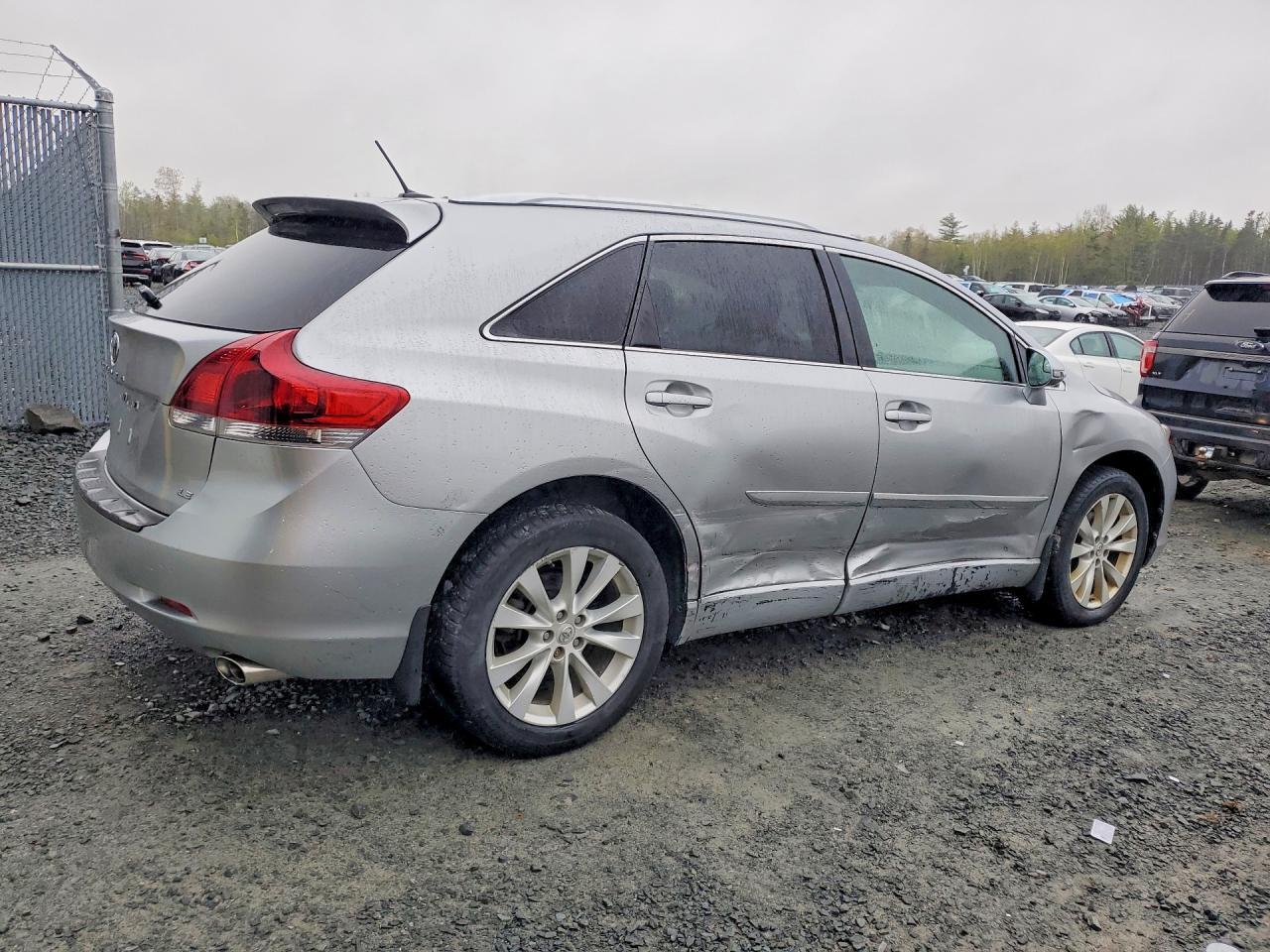 2016 TOYOTA VENZA