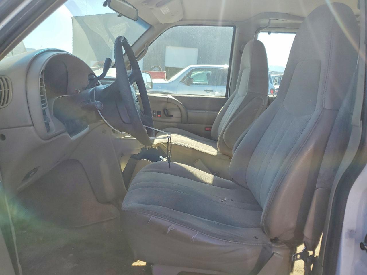 2000 CHEVROLET Astro