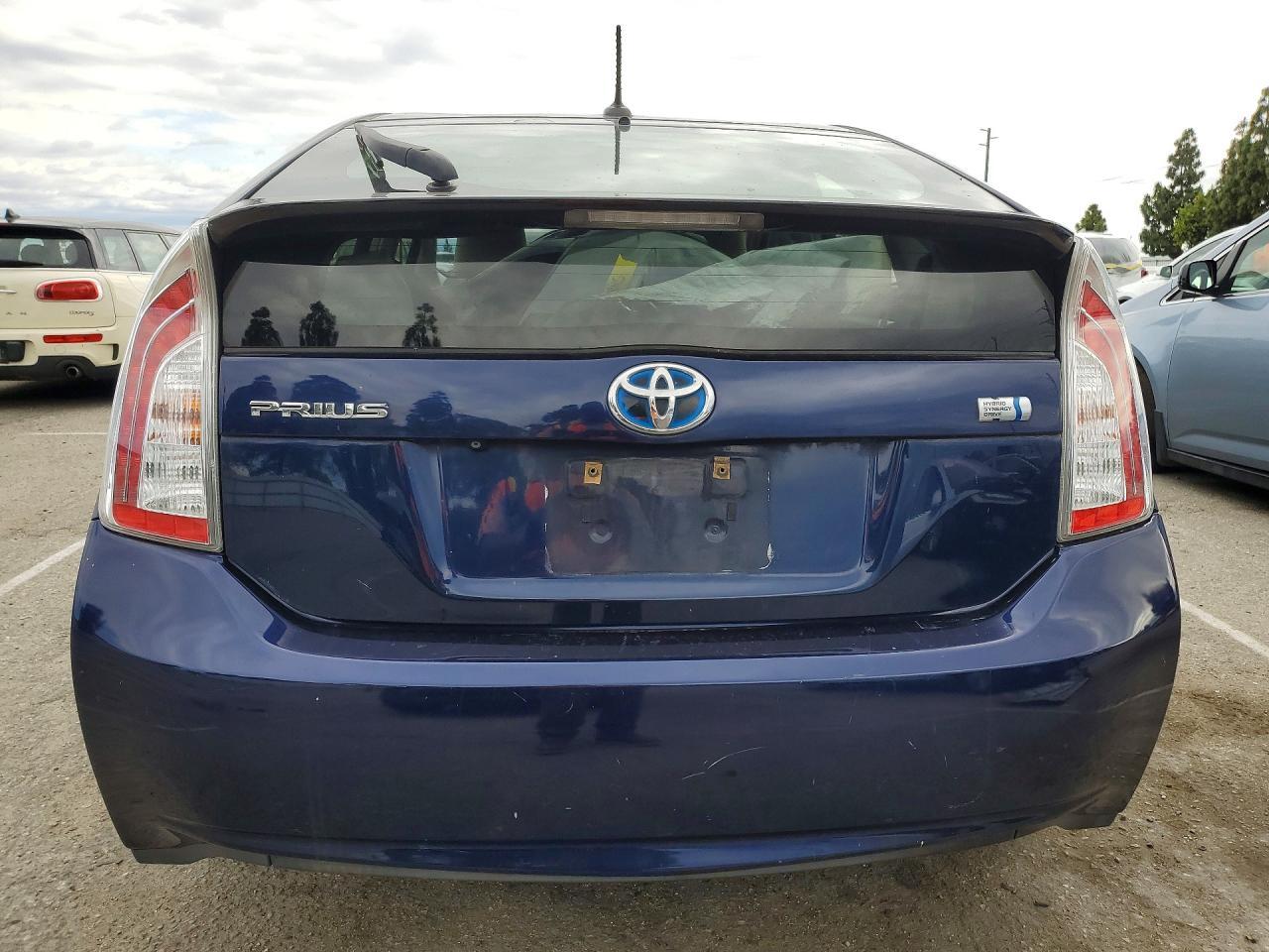 2012 TOYOTA PRIUS