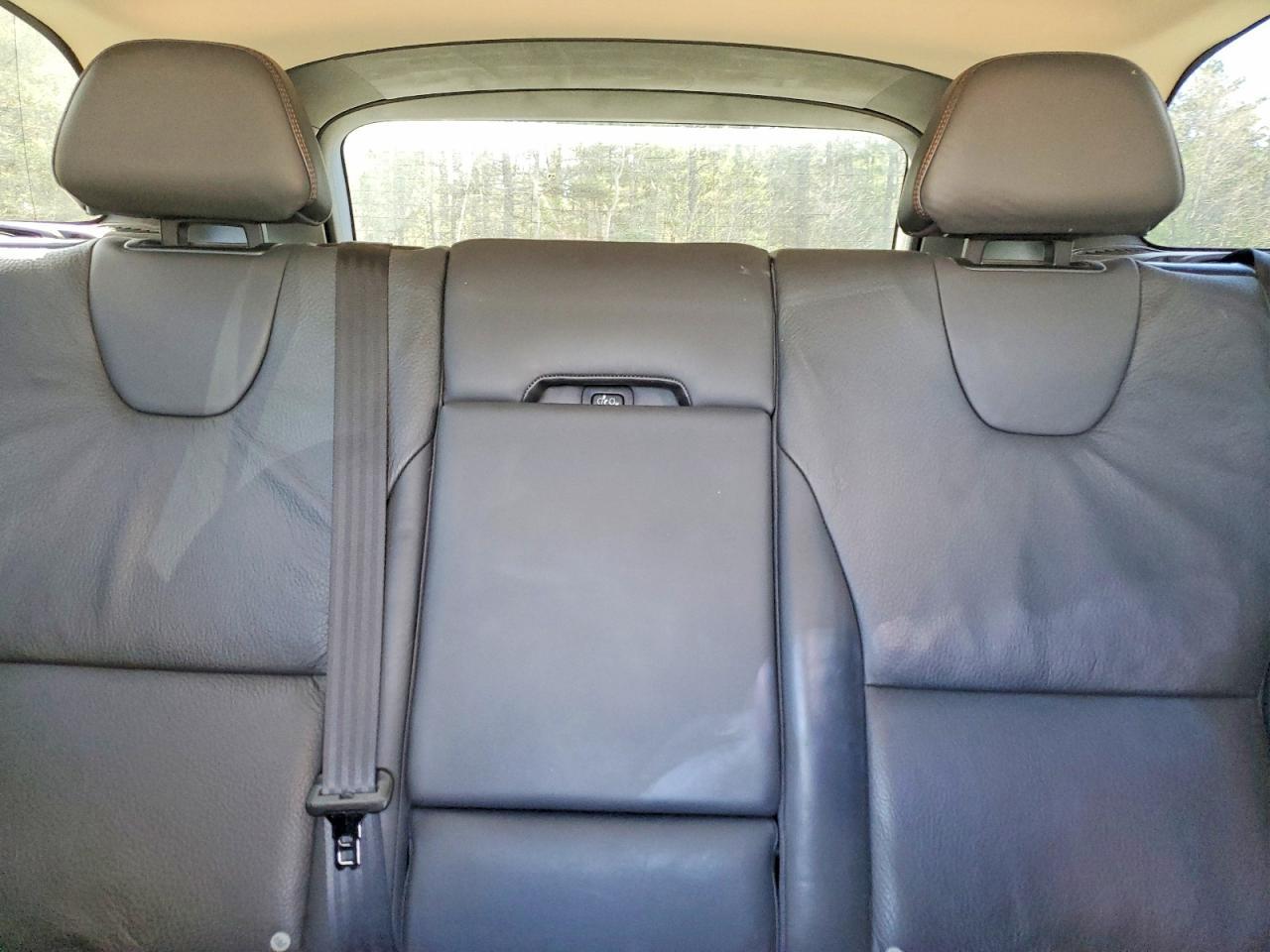 2012 VOLVO XC60