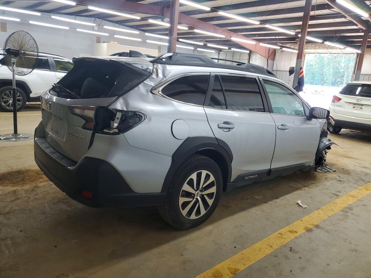 2024 SUBARU Outback