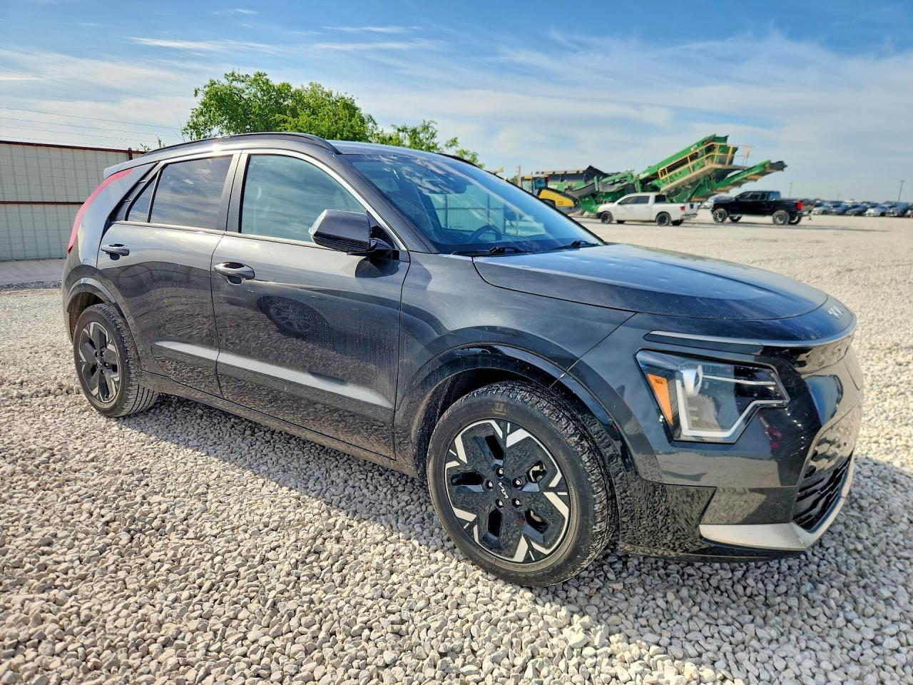 2023 KIA Niro