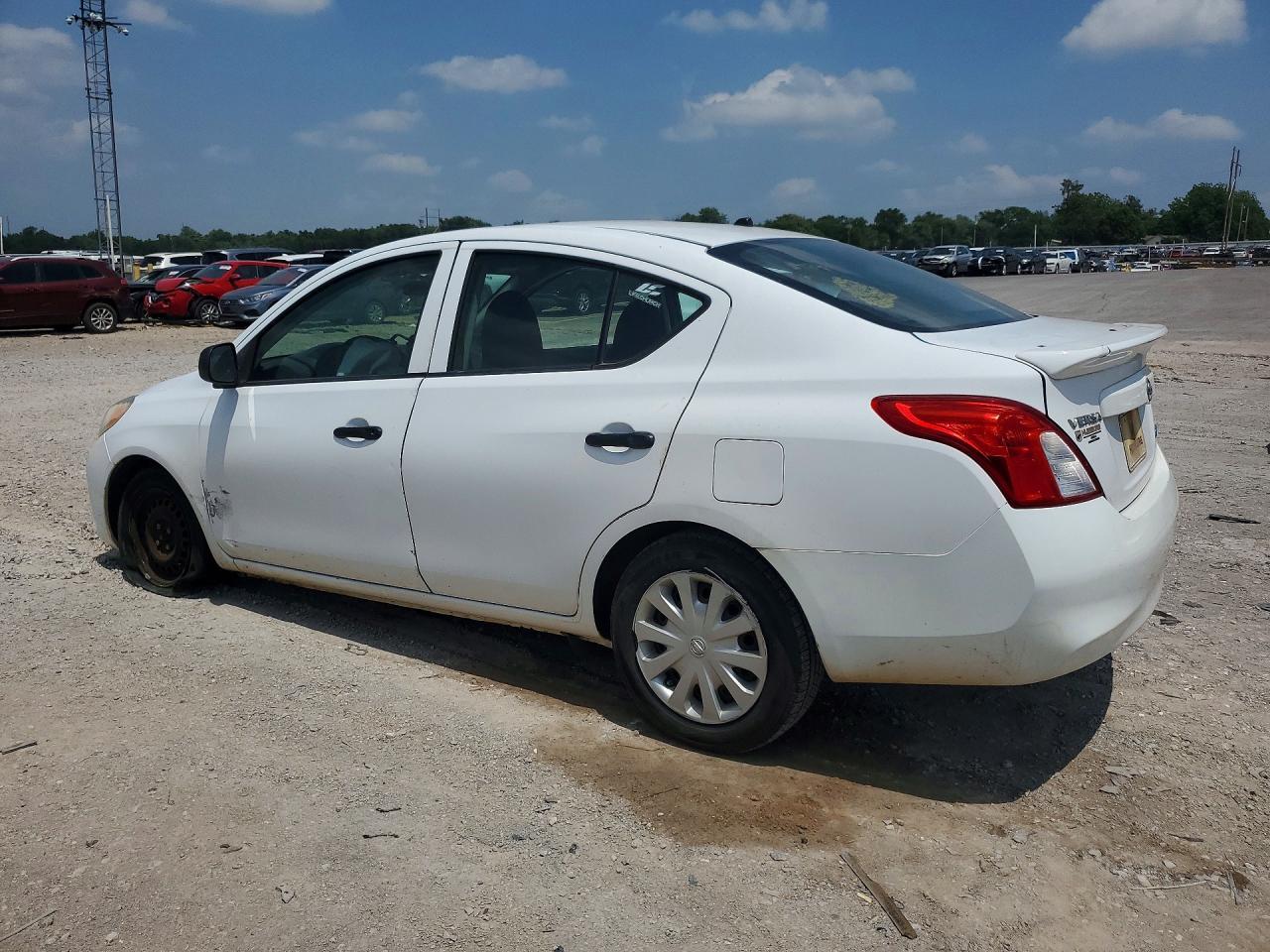 2014 NISSAN VERSA