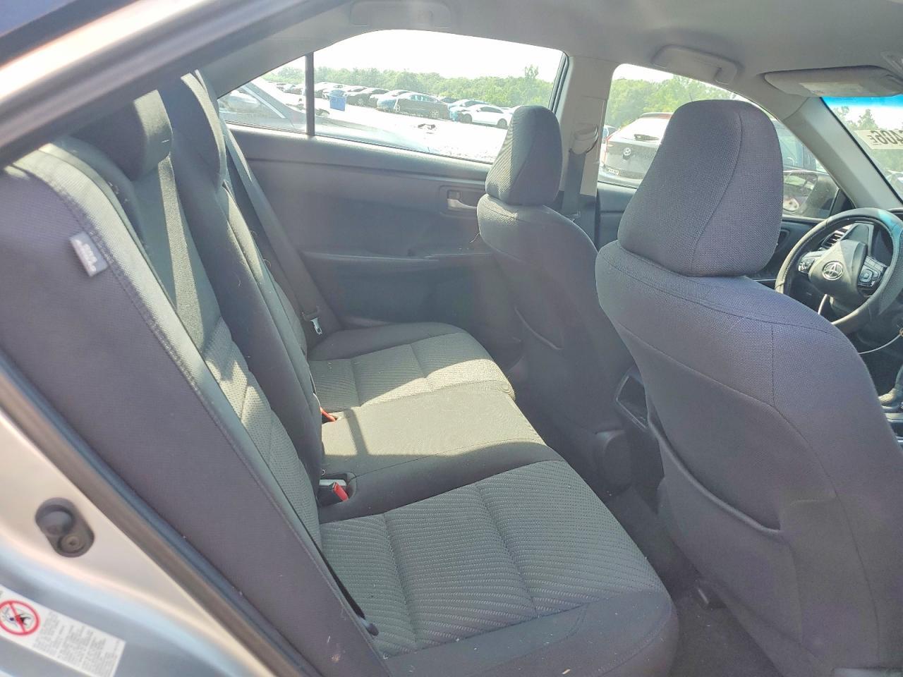 2016 TOYOTA CAMRY