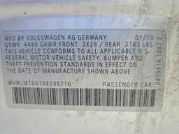 2010 VOLKSWAGEN Passat