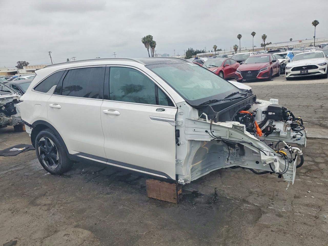 2025 KIA SORENTO