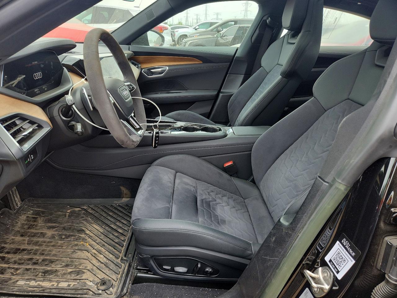2023 AUDI e-tron GT