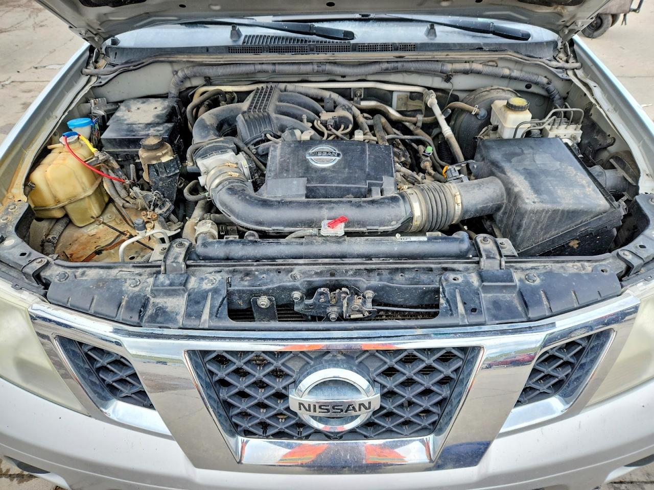 2012 NISSAN Frontier