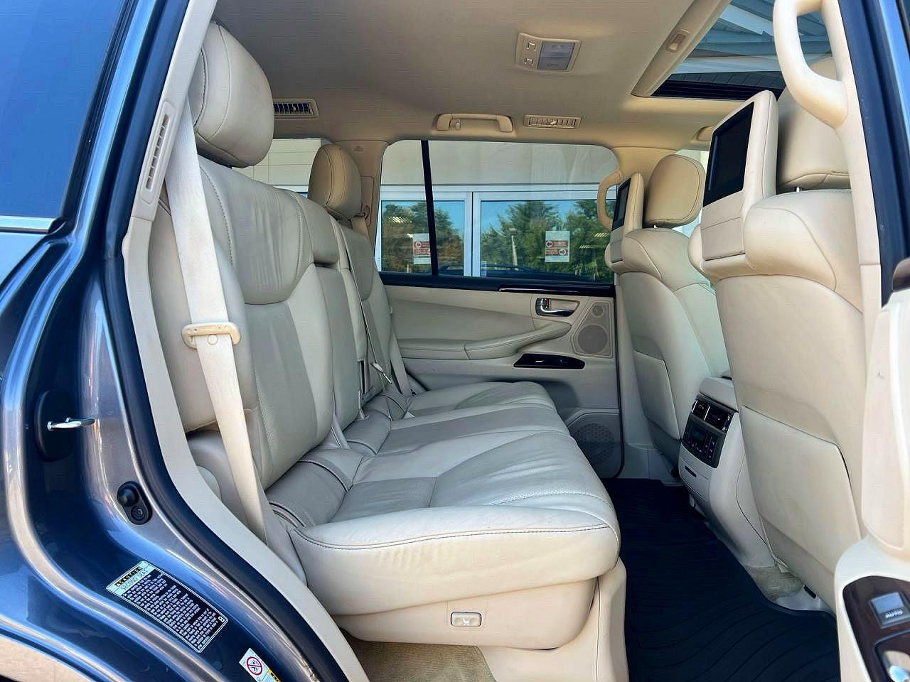2013 LEXUS LX 570