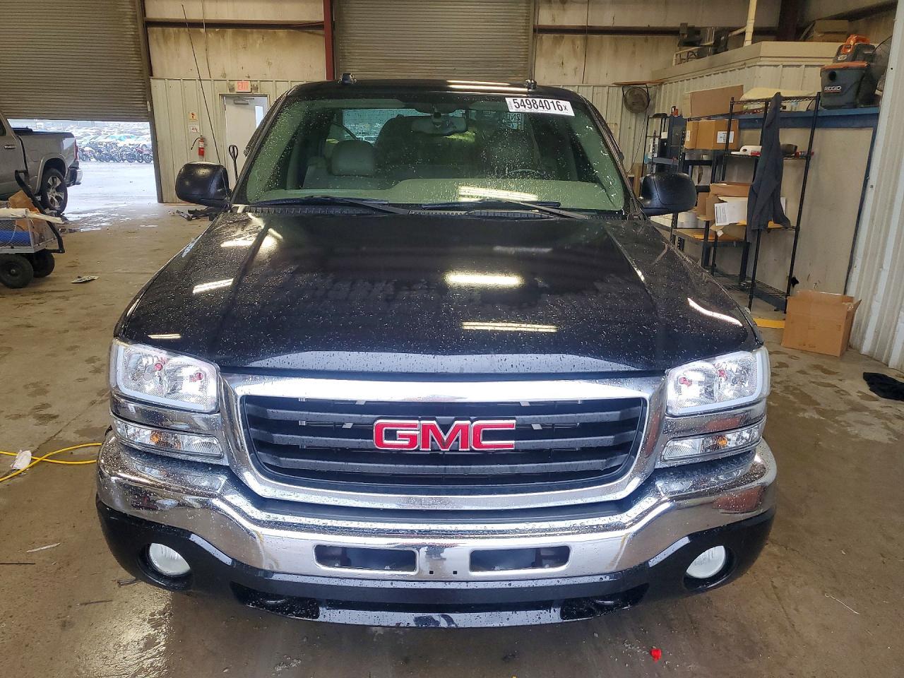 2004 GMC Sierra