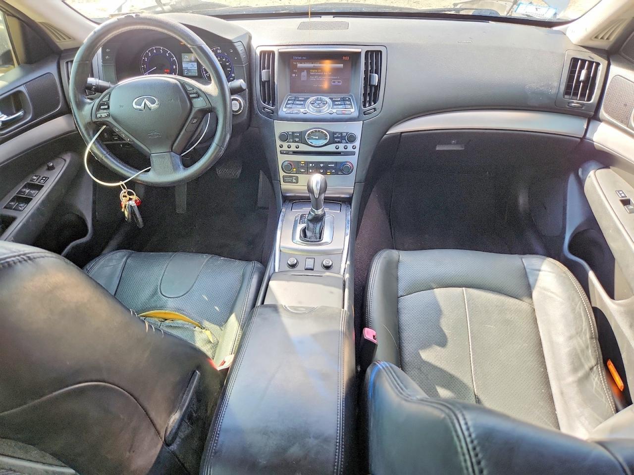 2015 INFINITI Q40