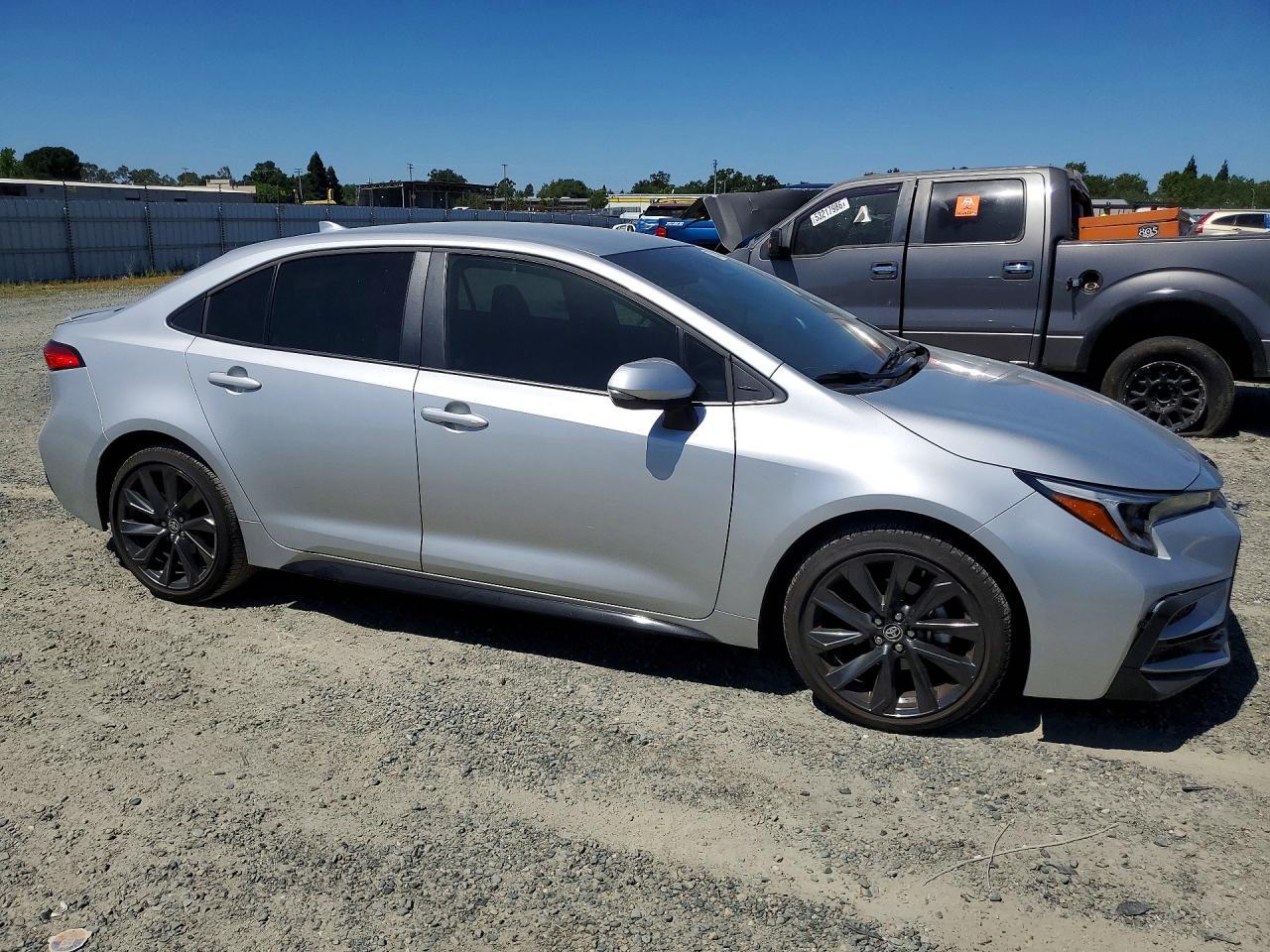 2025 TOYOTA COROLLA