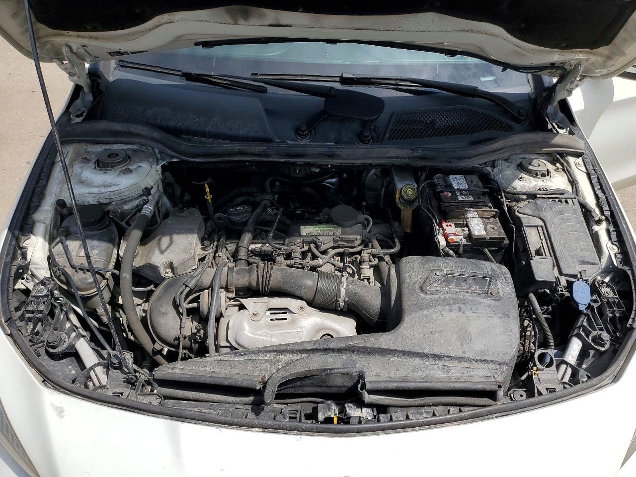 2016 MERCEDES-BENZ CLA-Class