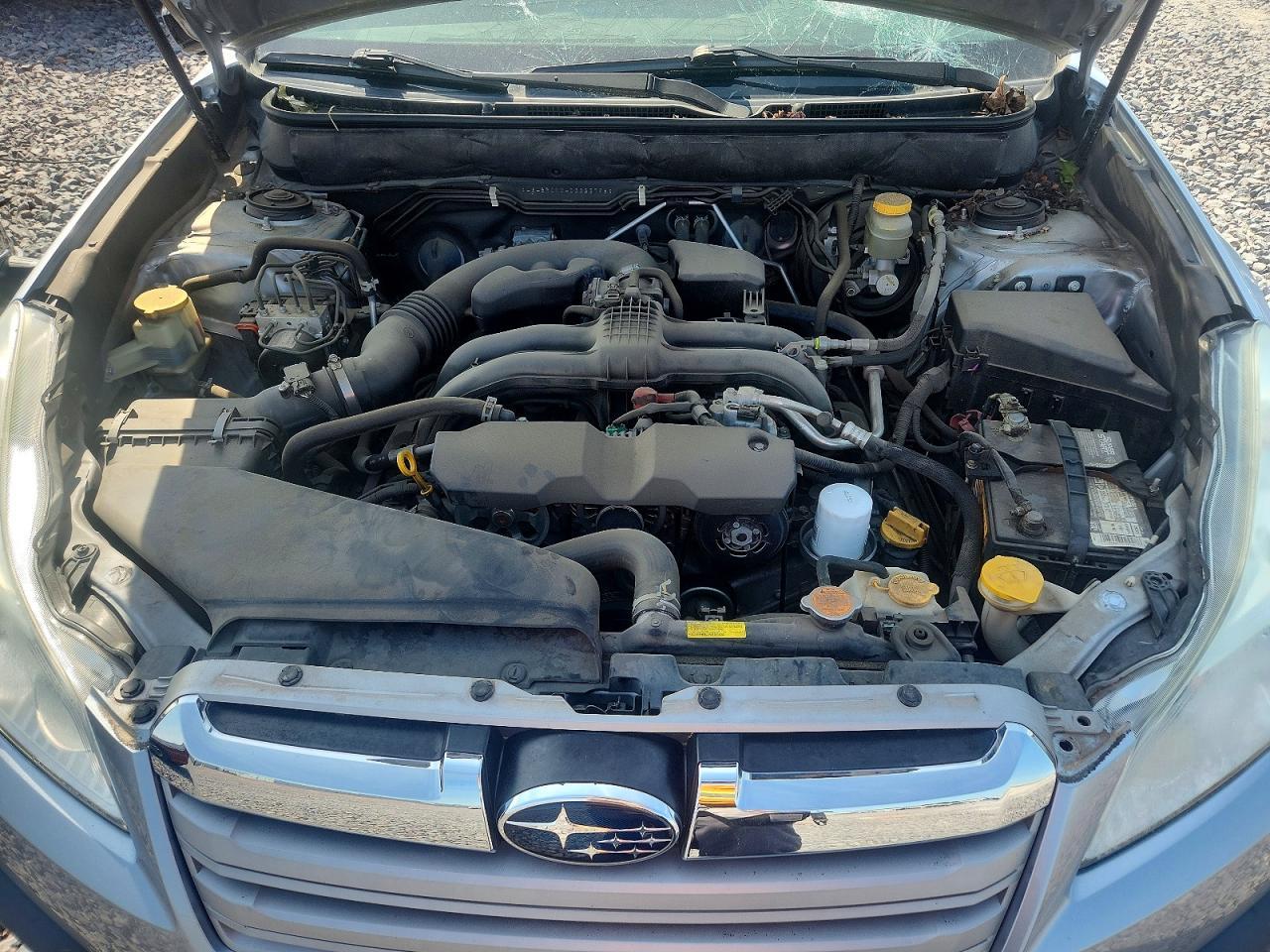 2013 SUBARU Outback
