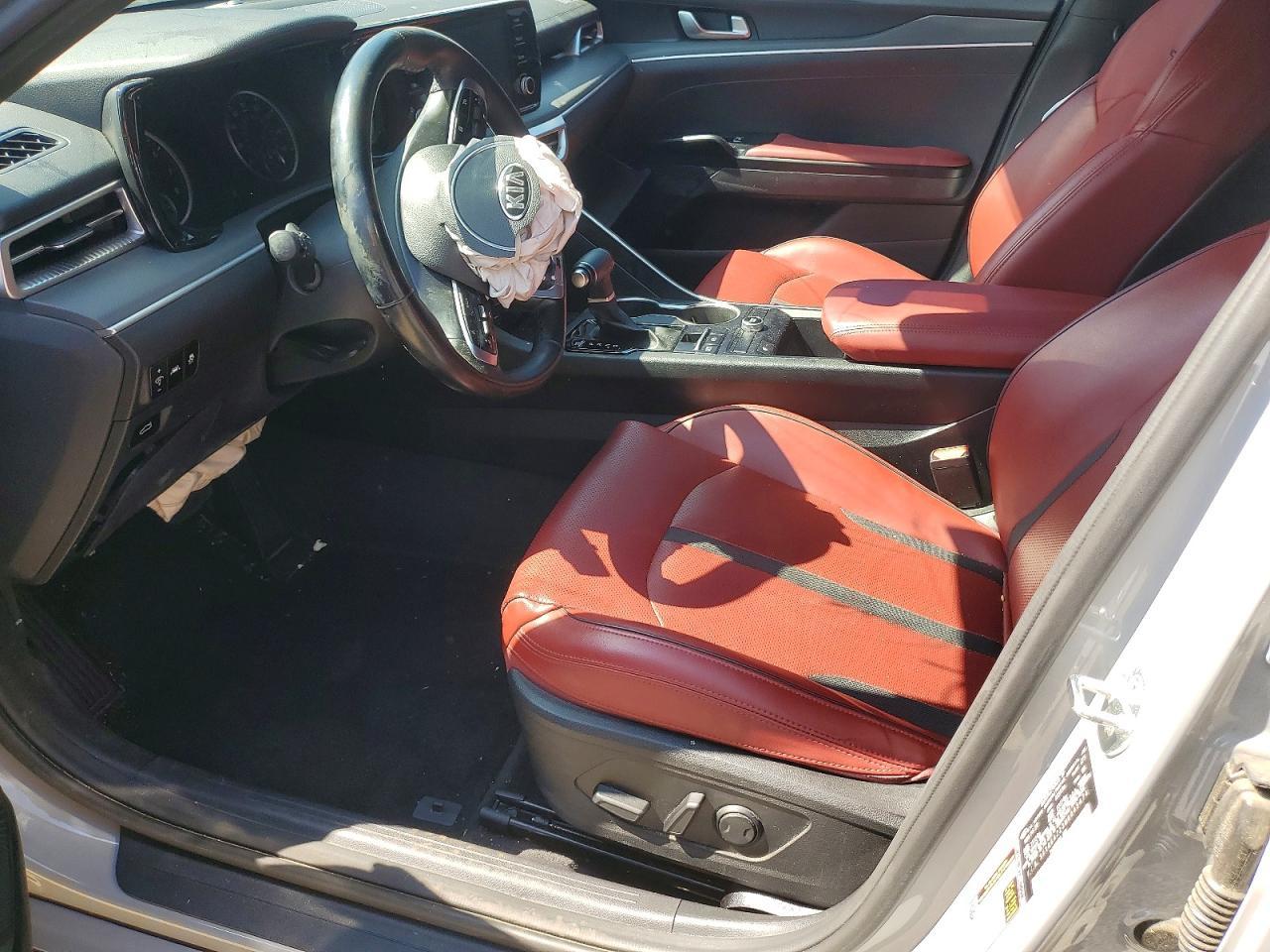 2021 KIA K5