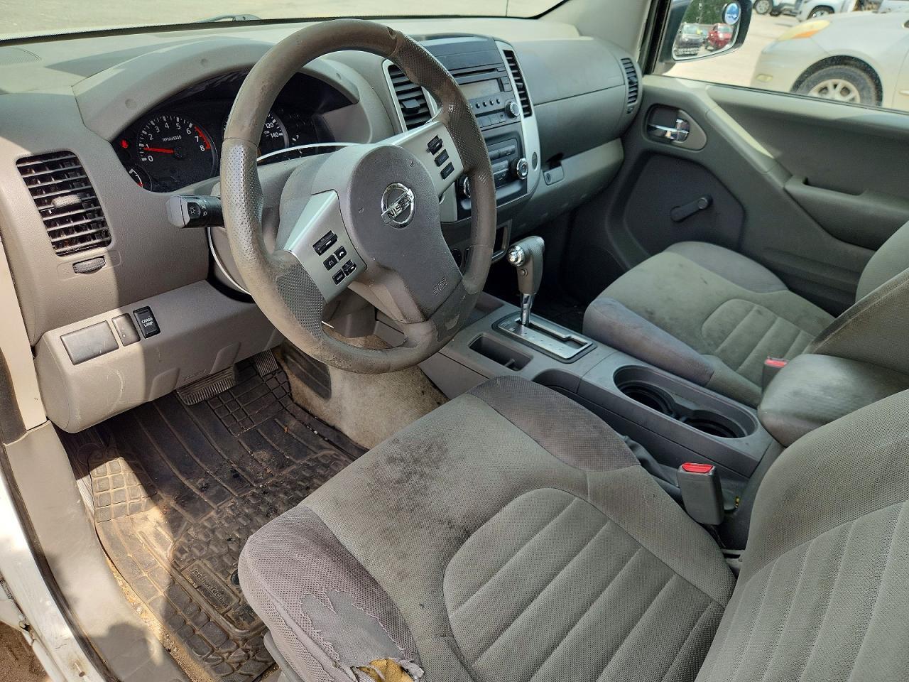 2016 NISSAN Frontier