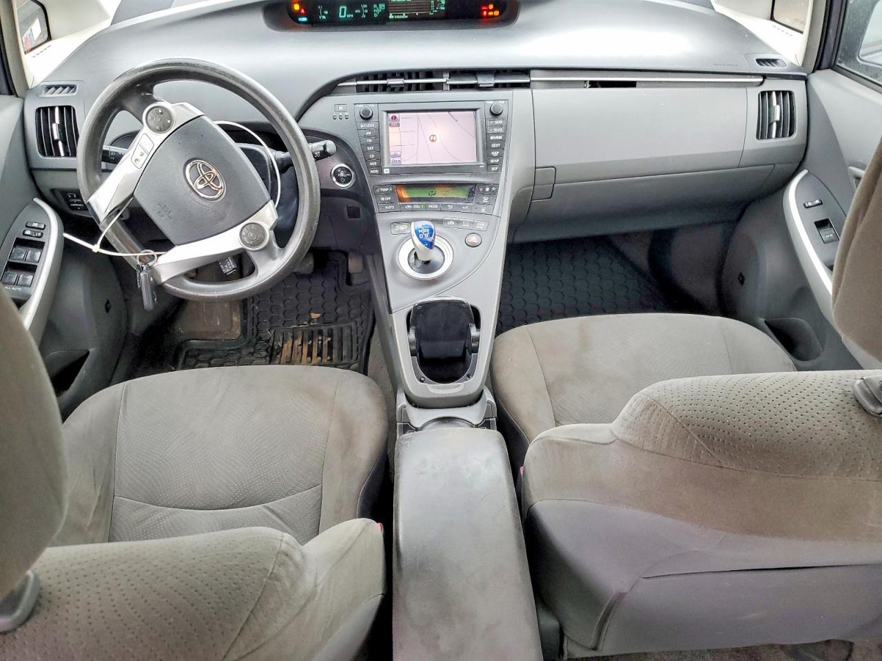 2011 TOYOTA PRIUS