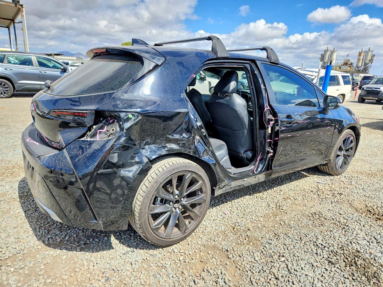 2023 TOYOTA COROLLA